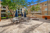 Sunrise Village Apartments in Sunrise, FL - Building Photo - Building Photo