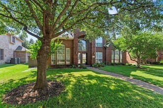 3316 Shady Valley Rd in Plano, TX - Building Photo - Building Photo