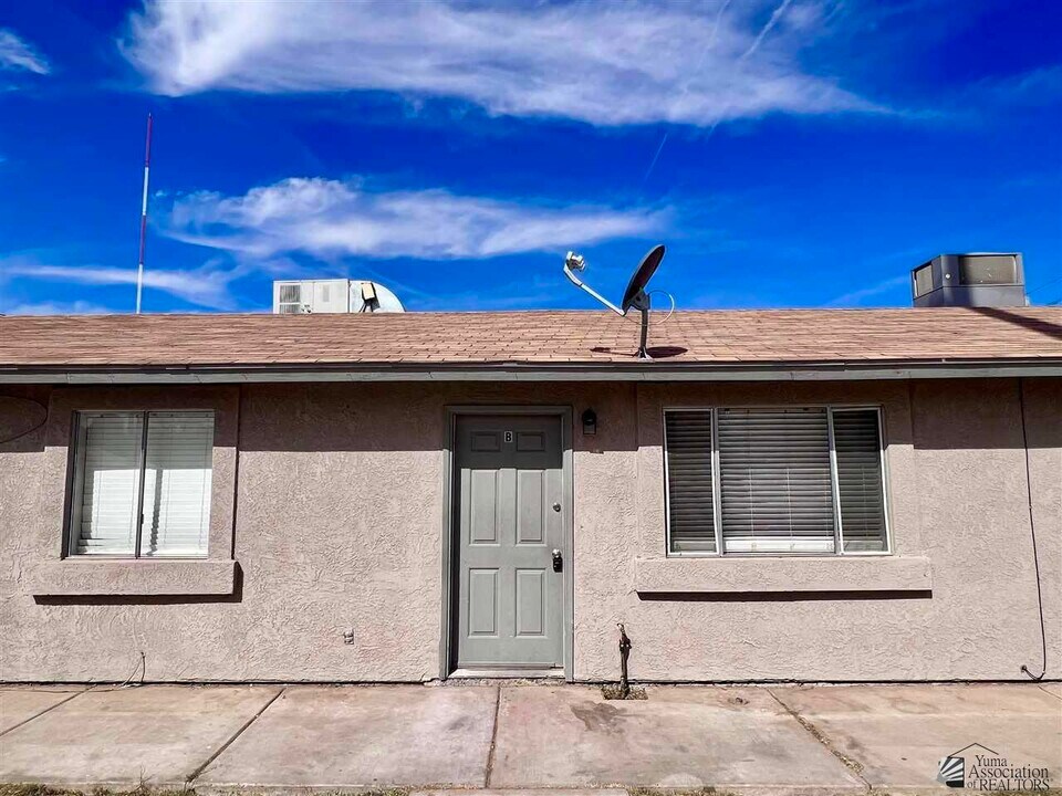 1801 W 1st St in Yuma, AZ - Building Photo