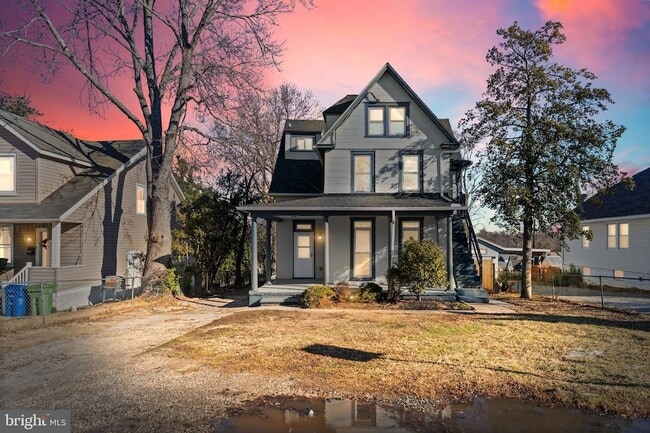 property at 3014 Royston Ave