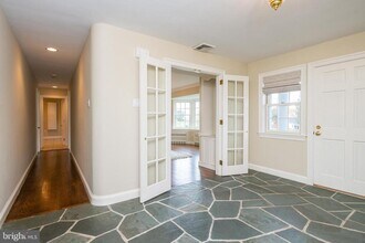 558 Brownsville Rd in Sinking Spring, PA - Building Photo - Building Photo