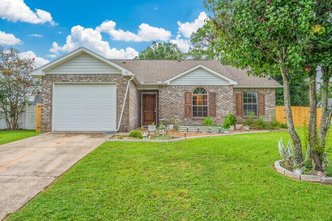 property at 104 Oak Terrace Dr