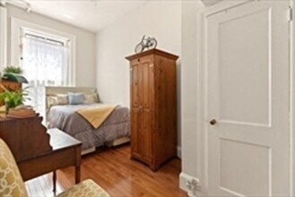 167 Beacon St, Unit 8 in Boston, MA - Building Photo - Building Photo