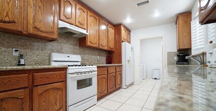 4246 Angeles Vista Blvd in Los Angeles, CA - Building Photo - Building Photo