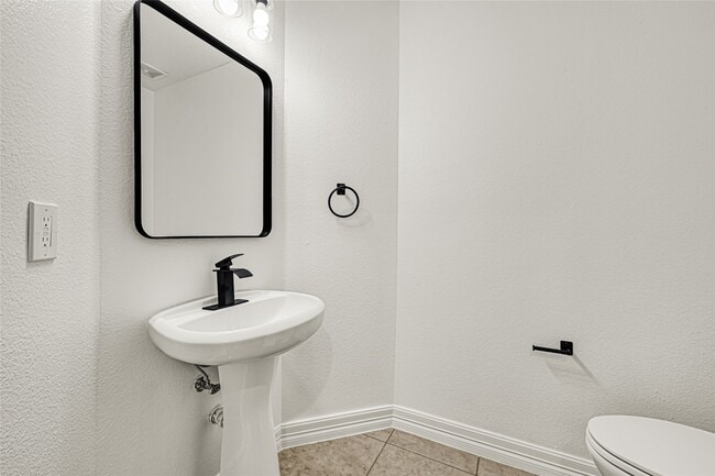 property at 15911 Breanna Ln