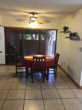 445 W Park Dr in Miami, FL - Building Photo - Building Photo