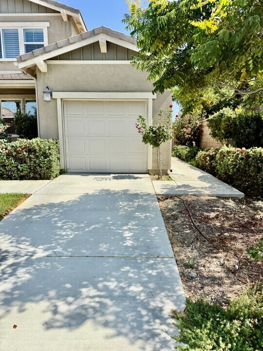 6848 Nottoway Ct in Jurupa Valley, CA - Building Photo