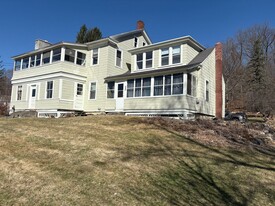 1051-1053-1053 Massachusetts Ave in North Adams, MA - Building Photo