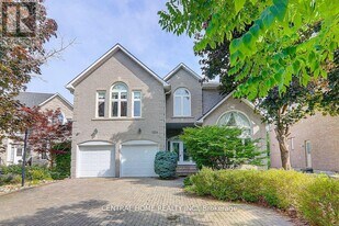 134 Bradgate Dr in Markham, ON - Building Photo