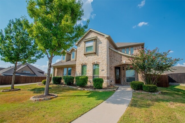 property at 1129 Dover Pl