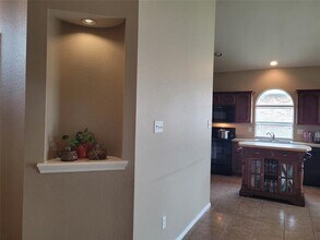 1104 Mourning Dove Dr in Burleson, TX - Building Photo - Building Photo