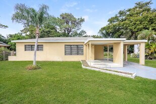 381 Carolina Ave in Fort Lauderdale, FL - Building Photo