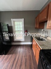 614 Taylor Ave in Collingswood, NJ - Building Photo - Building Photo