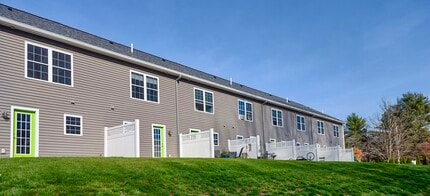 117 Old Pine Hill Rd, Unit 14 in Berwick, ME - Building Photo - Building Photo