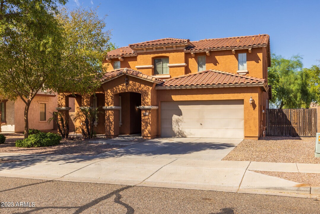 3112 S 82nd Ln in Phoenix, AZ - Building Photo