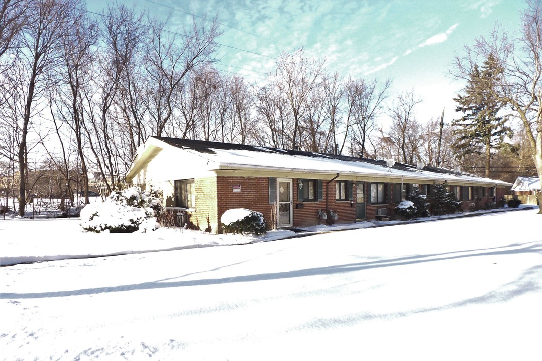 Six Evanston 1BR Townhouses in Evanston, IL - Building Photo