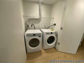 55 Brighton Ave, Unit 209 in Boston, MA - Building Photo - Building Photo