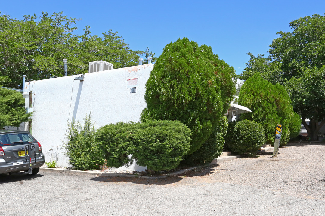 506 Princeton Dr SE in Albuquerque, NM - Building Photo