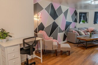 5917 S Loomis Blvd-Unit -G in Chicago, IL - Building Photo - Building Photo