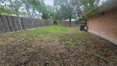 140 Catalina Cir in Portland, TX - Building Photo - Building Photo