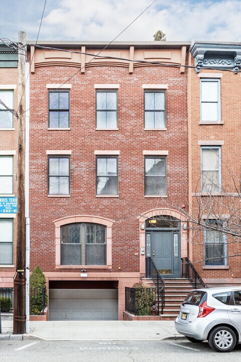 72 Essex St in Jersey City, NJ - Foto de edificio