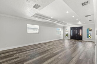 4510 68th Ave N in Pinellas Park, FL - Building Photo - Building Photo