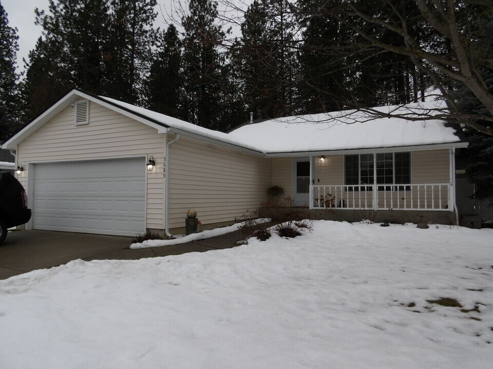 3689 Whisper Dr in Coeur d'Alene, ID - Building Photo
