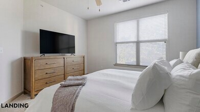 7602 Luskey Blvd in San Antonio, TX - Foto de edificio - Building Photo