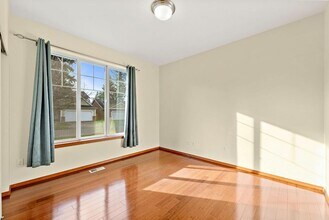 5527 55th Loop SE in Olympia, WA - Building Photo - Building Photo