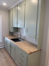 10-10 Oak St in Waterville, ME - Foto de edificio - Building Photo