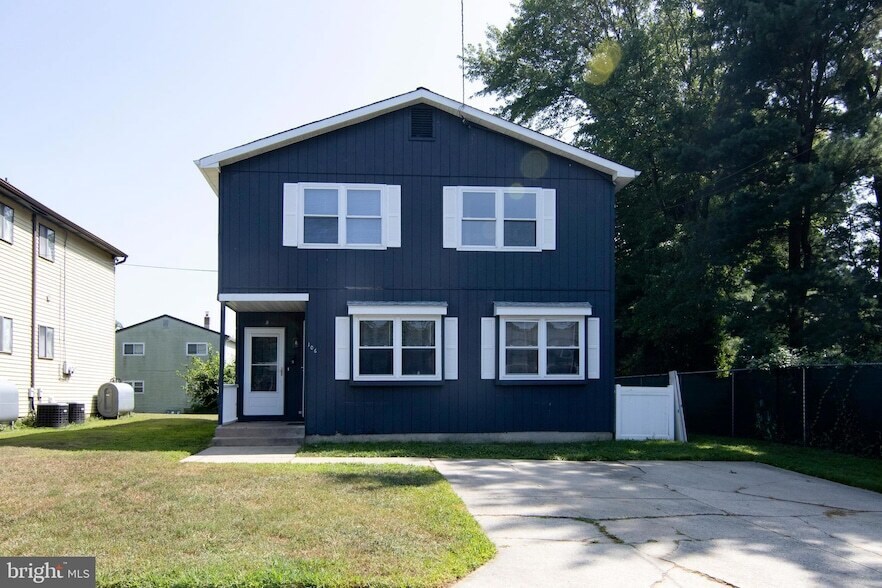 106 Haines Ave in Gloucester Township, NJ - Building Photo