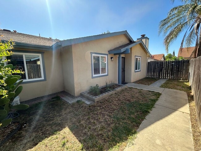 property at 2539 E Sweet Ave