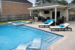 4103 Pebble Beach Dr in League City, TX - Building Photo