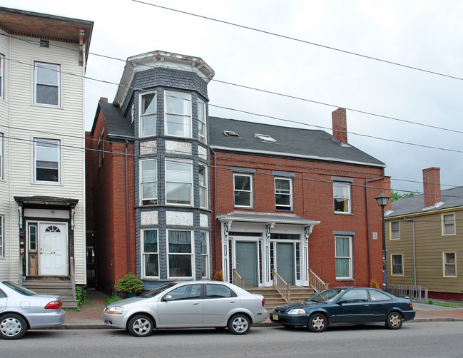 35 Pine St in Portland, ME - Building Photo - Building Photo