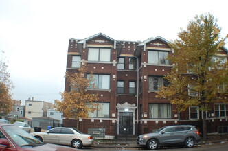 3921 W Jackson Blvd in Chicago, IL - Building Photo - Primary Photo