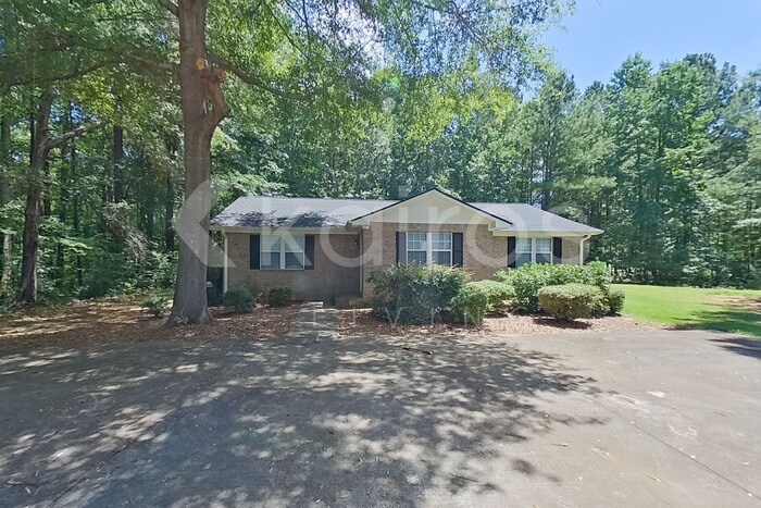 341 Canada Ct in Winterville, GA - Building Photo