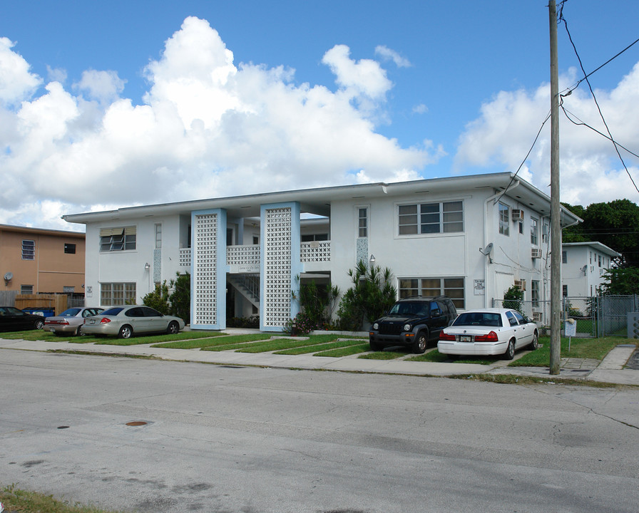 501 NE 82nd Ter in Miami, FL - Building Photo