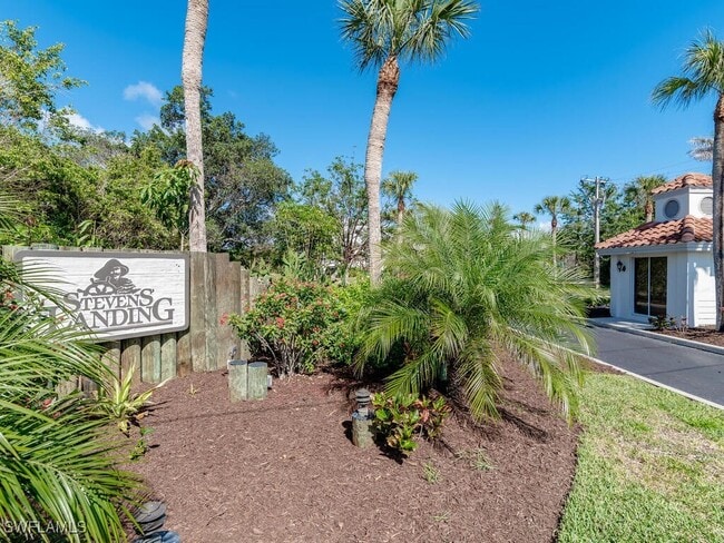 property at 200 Stevens Landing Dr