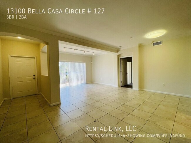 13100 Bella Casa Cir in Ft. Myers, FL - Building Photo - Building Photo