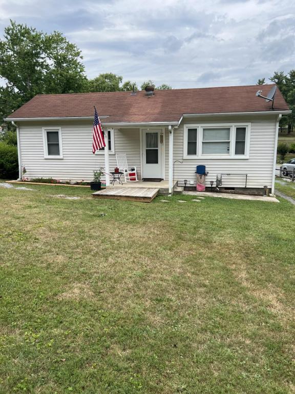 208 Miller St in Lexington, VA - Building Photo - Building Photo