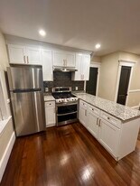 252 Central Ave, Unit 3 in New Bedford, MA - Building Photo