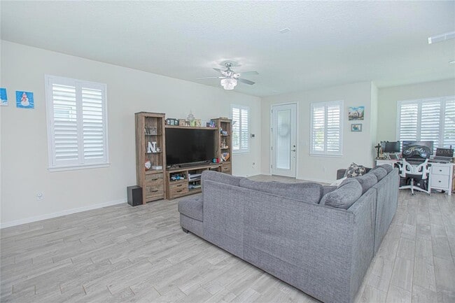 14365 Lanikai Beach Dr in Orlando, FL - Building Photo - Building Photo
