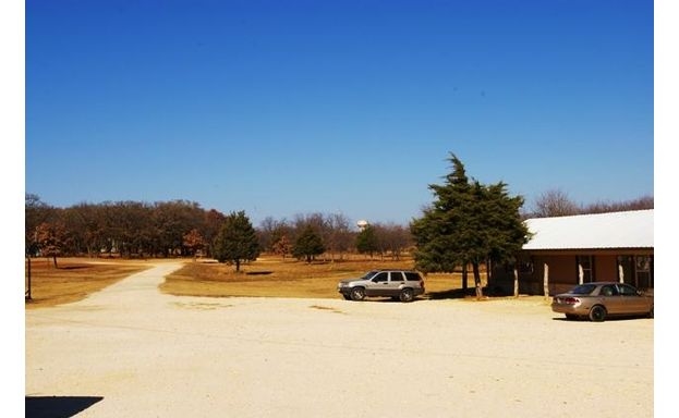 2713 E FM 4 in Cleburne, TX - Building Photo - Building Photo