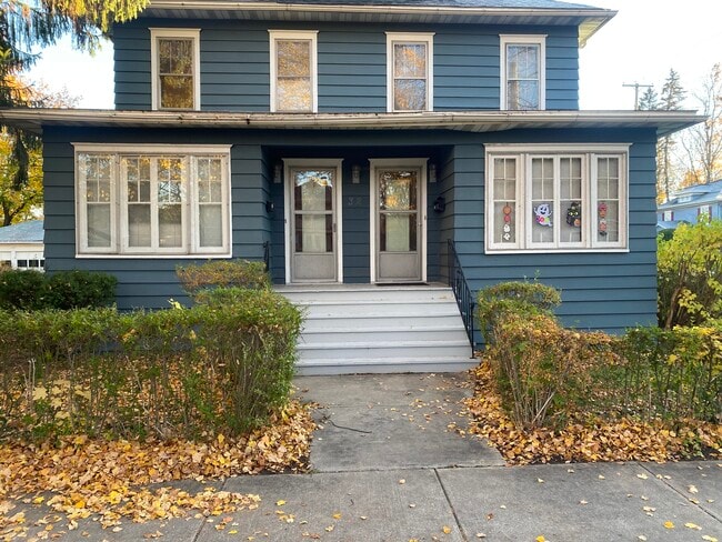32 Grand Blvd, Unit LS
