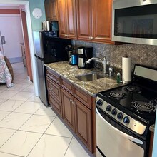 2001 S Ocean Blvd in Myrtle Beach, SC - Building Photo - Building Photo