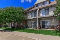 Meadow Ridge in Norfolk, NE - Foto de edificio - Building Photo