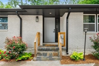 3154 N Druid Hills Rd in Decatur, GA - Building Photo - Building Photo
