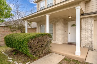 511 Shannon Rose in San Antonio, TX - Building Photo - Building Photo