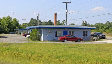 PLEASANT POINTE APARTMENTS in Lake City, FL - Building Photo - Building Photo