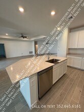 3964 NE 33rd Ave in Ocala, FL - Building Photo - Building Photo